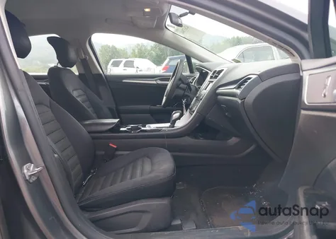 2014 Ford Fusion Se z USA, uszkodzony, nr VIN 3FA6P0H73ER228644